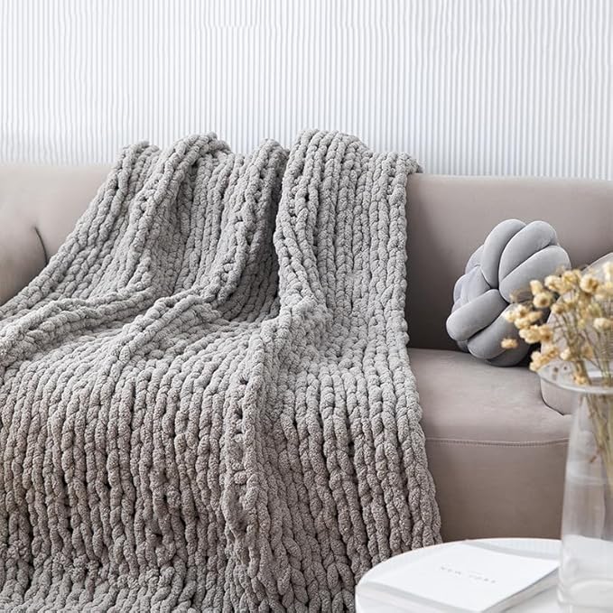 Chunky Knit Blanket Throw 48"*71", Hand Knitted Warm Chenille Throw Blanket, Home Decor Soft Thick Yarn Cable Knit Blanket,Soft Breathable Fleece Banket Christmas for Couch Bed Sofa Best Gift (Gray)-Ruum Studio Home