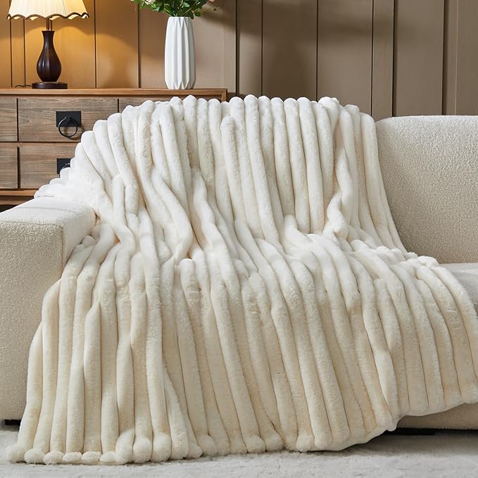 NEWCOSPLAY Faux Fur Throw Blanket Ivory 3D Ribbed Plush Thick Warm Blanket for Couch Sofa Bed 850GSM (Ivory Ribbed, Throw(50"x60"))-Ruum Studio Home