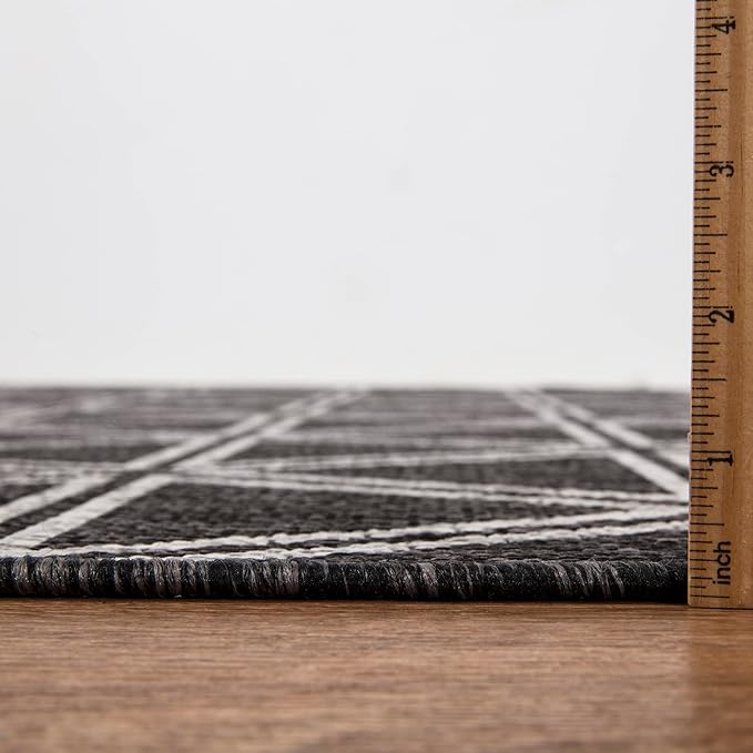 Keen Home Design Outdoor Rug - 6x9 Washable Indoor/Outdoor Rug for Patio, Balcony, Kitchen, Garden, Beach, Deck and Porch. Size: 6'7" x 9'2"-Ruum Studio Home