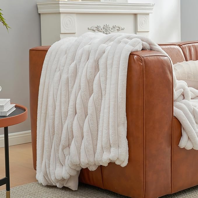 Amélie Home Faux Fur Throw Blanket for Couch, Cozy Fuzzy Fluffy Fur Luxurious Soft Striped Plush Gift Blankets for Family Sofa Chair Bed Living Room Bedroom, 55"x70", Ivory-Ruum Studio Home