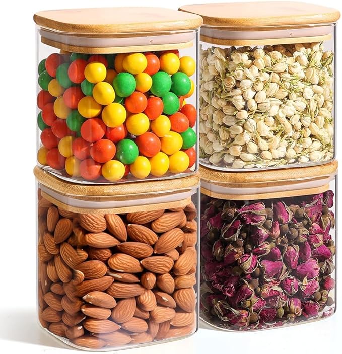 ComSaf 0.7 Qt Glass Food Storage Jars Set of 4, Clear Glass Storage Containers with Lids, Pantry Organization Jar, Spice Jar, Blooming Tea, Coffee and Sugar Container, Small Canister Set for Kitchen-Ruum Studio Home