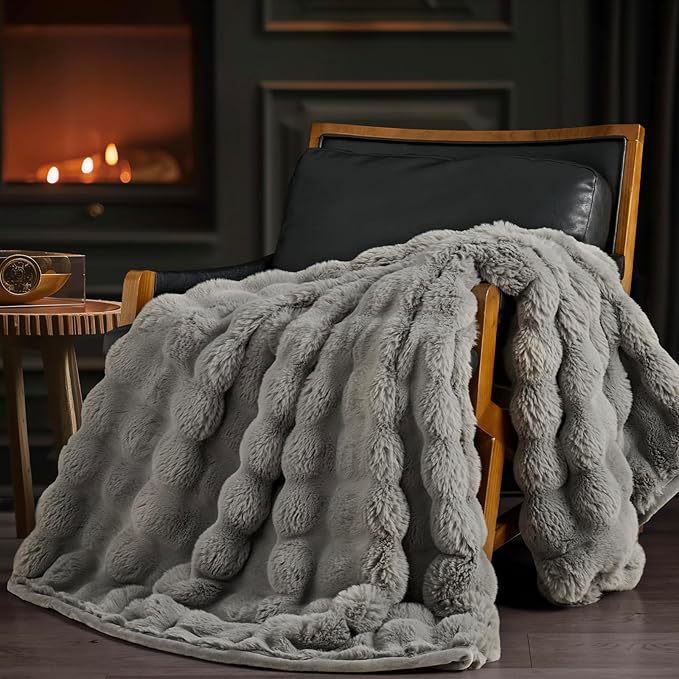 EVERGRACE Ultra Soft Luxury Fluffy Ridgeline Faux Rabbit Fur Throw Blanket, Thick Warm Bubble Throw for Bed, Cozy Plush Reversible Blankets for Couch, Chair, Sofa, Grey, 50x60 Inches, 870 GSM-Ruum Studio Home