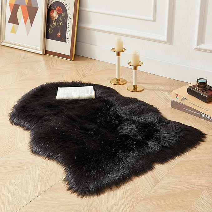 AMTOVO Faux Fur Rug, Black Small Area Rug, Fluffy Sheepskin Rug, Fuzzy Ultra Soft 2 x 3 ft Shag Rugs for Bedroom Sofa Throw Cushion Room Decor, Sheepskin-Ruum Studio Home