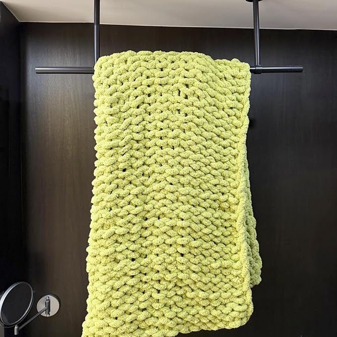 Chunky Knit Blanket Throw 40"x60", Chenille Throw Blankets, Handmade Warm & Cozy Blanket Couch Bed Home Decor, Soft Breathable Fleece Banket, Christmas for Couch Bed Sofa Best Gift (Green)-Ruum Studio Home