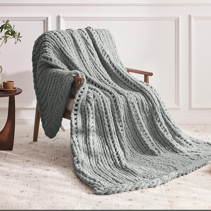 Chunky Knit Throw Blanket, 40''*50'' Knitted Throw Chenille Yarn for Bed Couch, Handmade Light Grey Crochet Big Thick Blanket, Machine Washable Cute Comfy Blanket for Home Decor-Ruum Studio Home