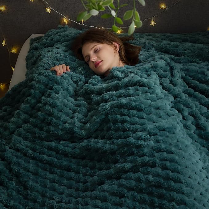 NEWCOSPLAY Super Soft King Blanket Light Teal Premium Silky Flannel Fleece 3D Clouds Stylish Jacquard Lightweight Bed Blanket All Season Use 350GSM (Light Teal, King(90"x110"))-Ruum Studio Home
