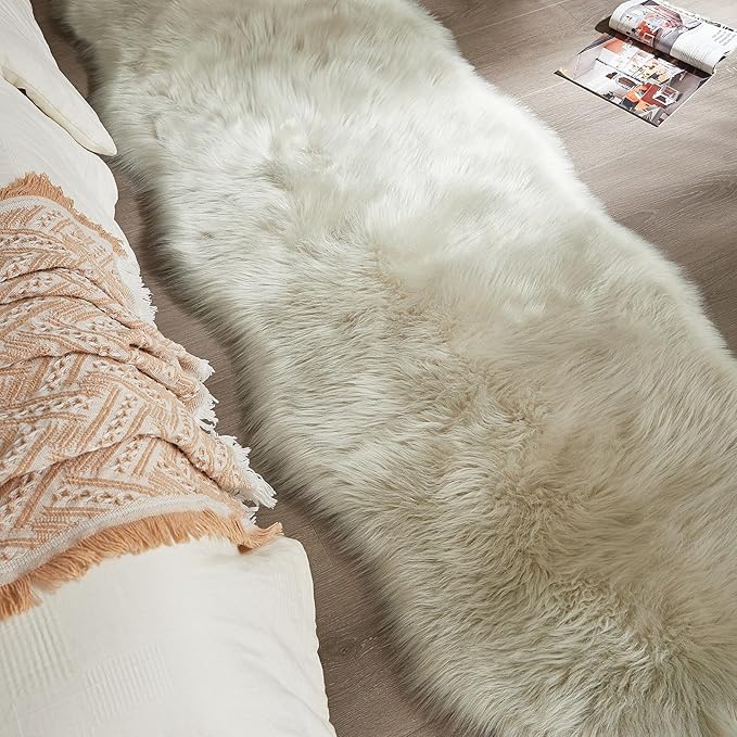 AMTOVO Faux Sheepskin Rug, Light Grey Ultra Soft Fluffy Shag Area Rug, 2 x 6 ft Faux Fur Rug for Bedroom Sofa Throw Cushion Room Decor, Sheepskin-Ruum Studio Home
