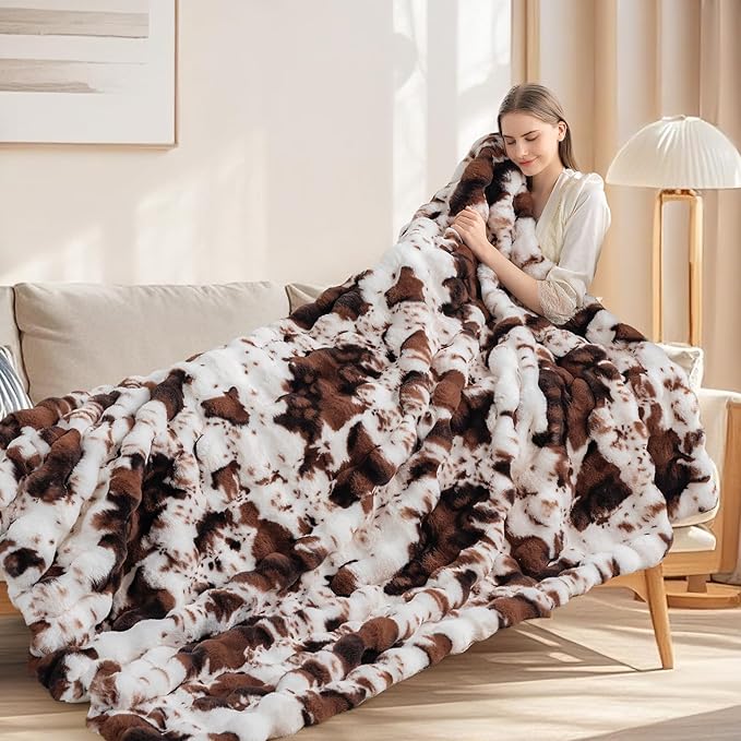 Touchat Cow Print Blanket for Couch, Faux Fur Throw Blanket, Super Heavy Warm Cozy Blankets for Bed Sofa, Bubble Plush Fuzzy Soft Mink Blanket for Living Room Bedroom, Cow Brown-Ruum Studio Home