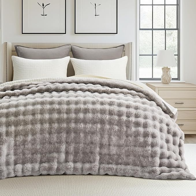 EVERGRACE Ultra Soft Luxury Fluffy Ridgeline Faux Rabbit Fur Throw Blanket, Thick Warm Fuzzy Blankets for Winter, Cozy Plush Reversible Blanket for Couch, Bed, Sofa, Taupe, 80x90 Inches, 870 GSM-Ruum Studio Home