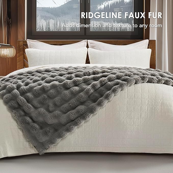EVERGRACE Ultra Soft Luxury Fluffy Ridgeline Faux Rabbit Fur Throw Blanket, Thick Warm Bubble Throw for Bed, Cozy Plush Reversible Blankets for Couch, Chair, Sofa, Grey, 50x60 Inches, 870 GSM-Ruum Studio Home