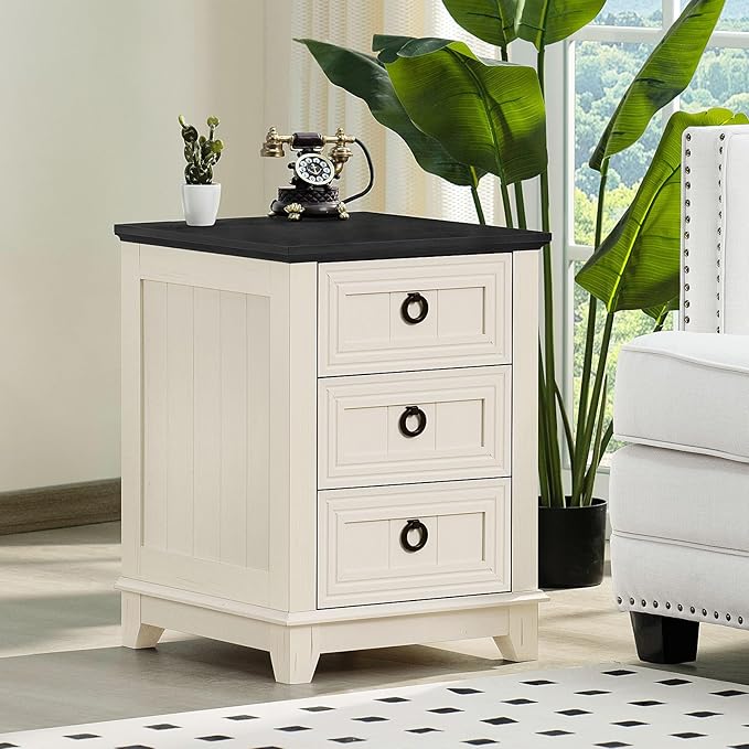 18" Farmhouse Night Stand with 3 Drawers, Wood End Table Dresser for Bedroom, White Nightstand, Bed Side Table with Metal Handle, Bedside Cabinet for Bedroom Living Room, Closet-Ruum Studio Home