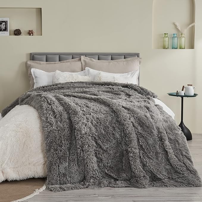 GONAAP Fuzzy Faux Fur Throw Blanket Twin Size Light Grey Super Soft Cozy Plush Fuzzy Shaggy Blanket for Couch Sofa Bed (Light Grey, Twin(60"x80"))-Ruum Studio Home