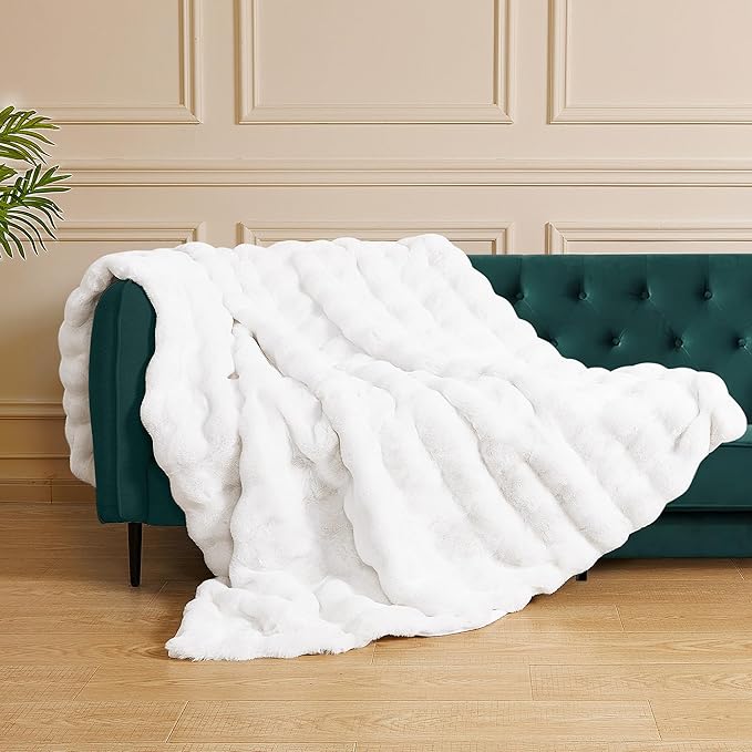 White Furry Blanket King Size Soft Faux Fur Throw Fuzzy Bunny Fur Blanket for Bed Cozy 90x108 Fluffy Blankets King for Bedroom Living Room Home Decor Gifts 1000 GSM-Ruum Studio Home