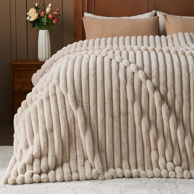NEWCOSPLAY Faux Fur Throw Blanket Linen 3D Ribbed Plush Thick Warm Blanket for Couch Sofa Bed 850GSM (Linen Ribbed, Throw(50"x60"))-Ruum Studio Home