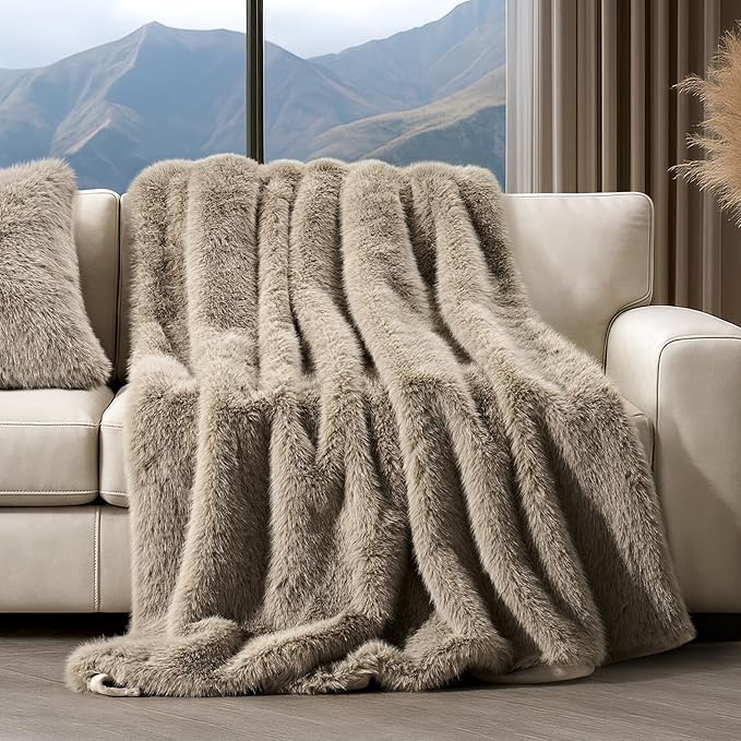 Luxury Faux Fur Throw Blanket, Soft Fluffy Faux Mink Blankets for Bed, Couch, Sofa, Thick Cozy Plush Warm Fur Throws with Reversible Velvet, Natural Mink, 60"x80"-Ruum Studio Home