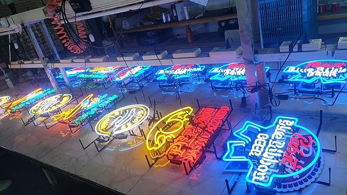 Auto Detailing Shop GLASS Neon Signs,GLASS Neon Light for Office Cafe Party Man Cave Neon Light Art Wall Lights 24 X 20 Inches-Ruum Studio Home