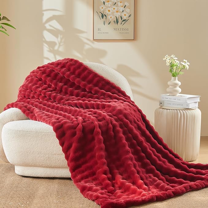NEWCOSPLAY Faux Fur Throw Blanket Red Bubble Blanket Thick Warm Soft for Couch Sofa Bed 550GSM (Red, Throw(50"x60"))-Ruum Studio Home