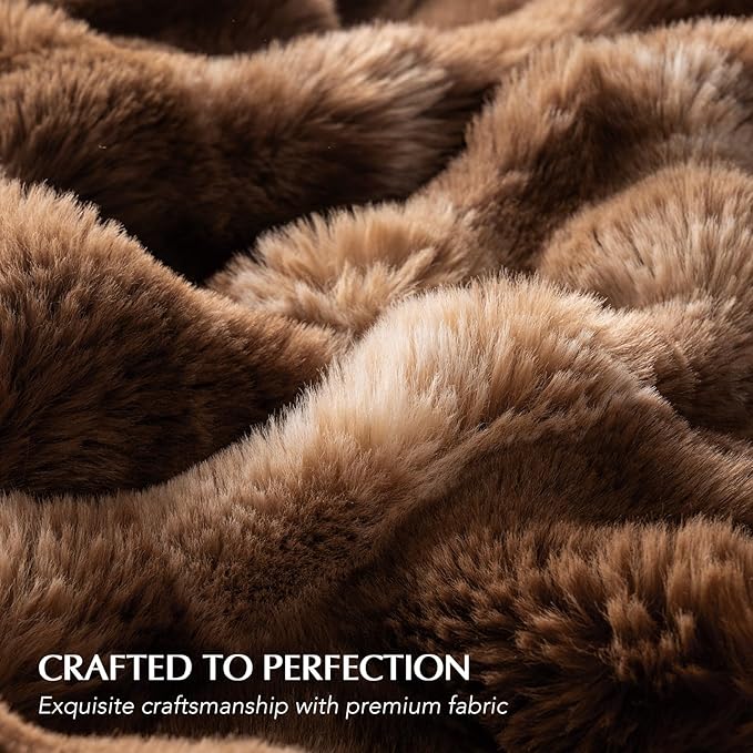 EVERGRACE Ultra Soft Luxury Fluffy Ridgeline Faux Rabbit Fur Throw Blanket, Thick Warm Bubble Throw for Bed, Cozy Plush Reversible Blankets for Couch, Chair, Sofa, Lion Caramel, 60x80 Inches, 870 GSM-Ruum Studio Home