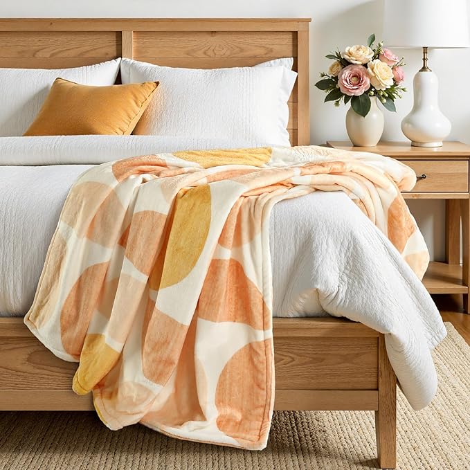 Lahome Terracotta Throw Blanket Soft Cozy Fluffy Warm Throw Blanket for Couch Reversible Geometric Fuzzy Blankets for Bed Sofa Chair, Orange 50''x60''-Ruum Studio Home