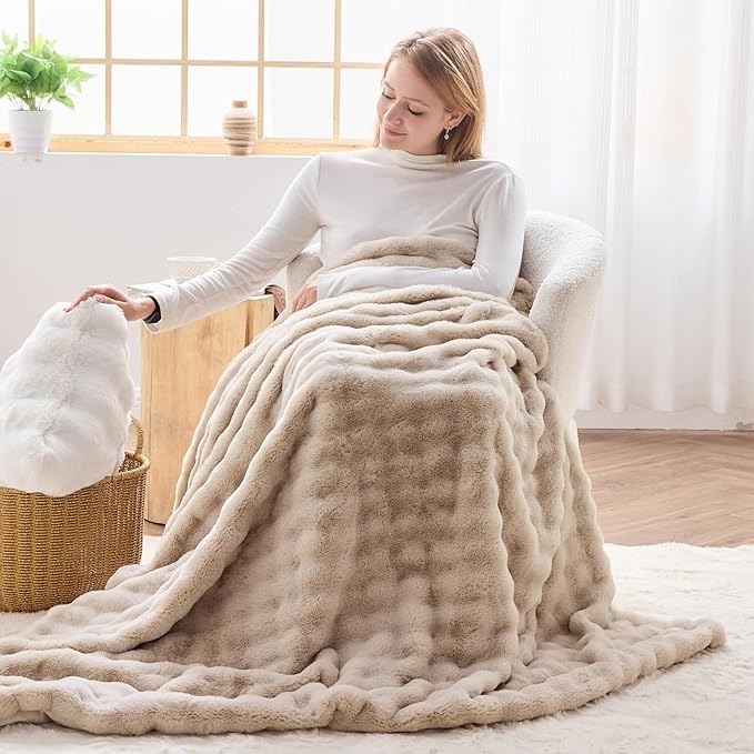 NEWCOSPLAY Faux Fur Twin Blanket Linen Bubble Blanket Thick Warm Soft for Couch Sofa Bed 550GSM (Linen, Twin(60"x80"))-Ruum Studio Home