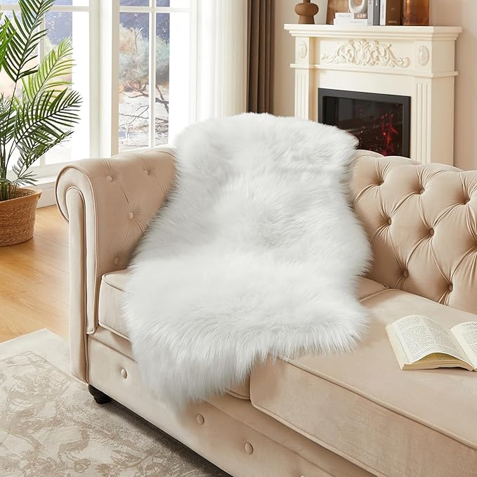 AMTOVO Faux Fur Rug, White Area Rug, Fluffy Sheepskin Rug, Fuzzy Ultra Soft 2 x 4 ft Shag Rugs for Bedroom Sofa Throw Cushion Room Decor, Sheepskin-Ruum Studio Home