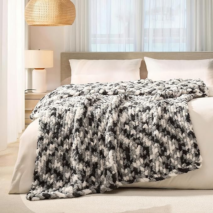 L'AGRATY Chunky Knit Blanket Throw: 50''x60'' Chenille Chunky Knitted Throw Blankets for Bed Couch - Handmade Thick Cable Knit Blanket - Large Crochet Rope Blankets for Home Decor-Ruum Studio Home