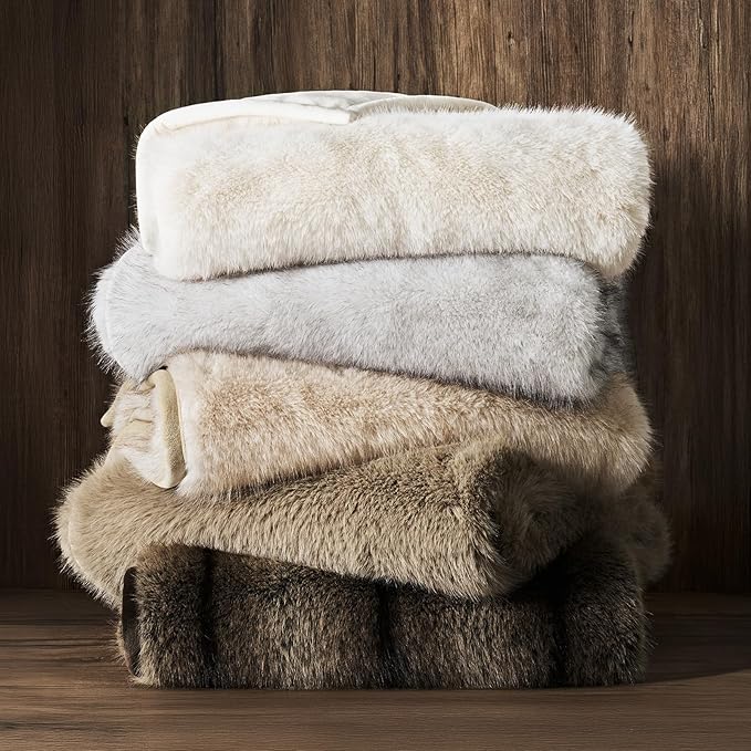 Luxury Faux Fur Throw Blanket, Soft Fluffy Faux Mink Blankets for Bed, Couch, Sofa, Thick Cozy Plush Warm Fur Throws with Reversible Velvet, Frosted White Wolf, 50"x60"-Ruum Studio Home