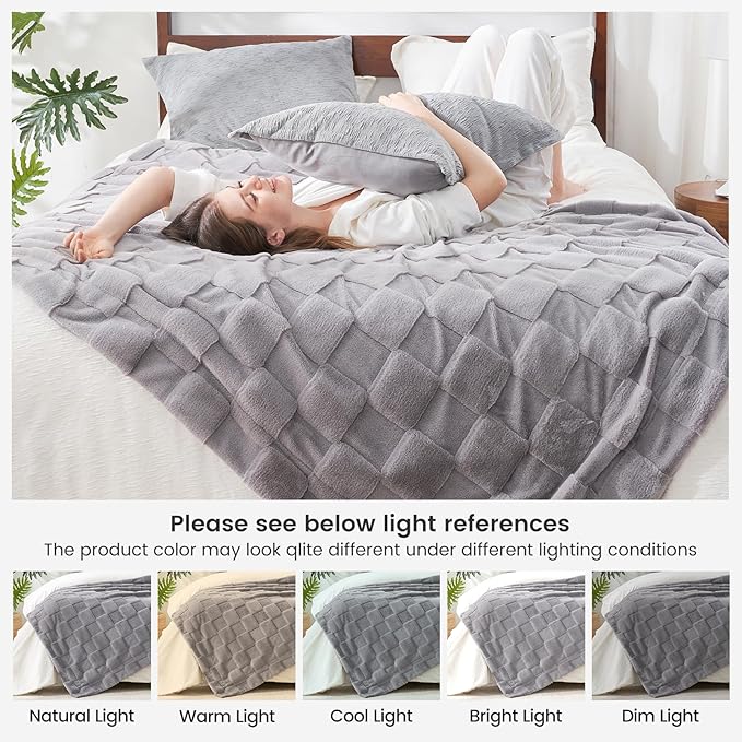Cozy Bliss Checkered Large Faux Rabbit Fur Grey Twin Bed Blanket, Soft Fuzzy Fluffy Minky Furry Blankets for Couch, Bed, Adults (60 * 80 Inches Light Grey)-Ruum Studio Home