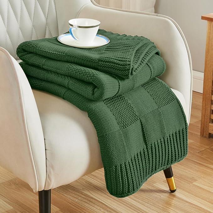 CozeCube Knit Throw Blanket,Christmas Green Checkered Bedroom Blanket for Couch,Soft Cozy Warm Knitted Blanket for Bed Sofa Living Room,Decorative Spring Fall Throw Blanket 60"X80",Christmas Green-Ruum Studio Home