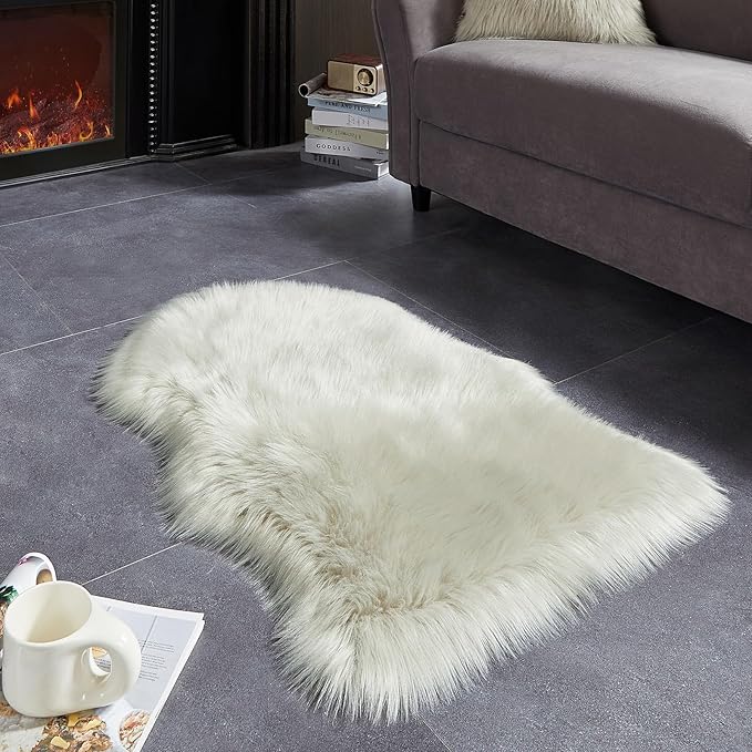 AMTOVO Faux Fur Rug, Light Grey Small Area Rug, Fluffy Sheepskin Rug, Fuzzy Ultra Soft 2 x 3 ft Shag Rugs for Bedroom Sofa Throw Cushion Room Decor, Sheepskin-Ruum Studio Home