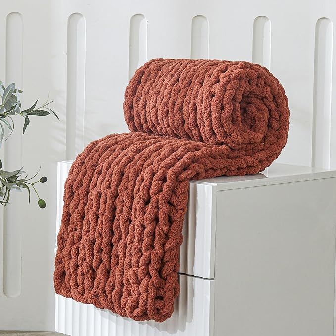 WESHIONGOO Chunky Knit Blanket Throw 40"*40“ Knitted Throw Blankets for Couch Bed Fluffy Soft Blanket with Jumbo Chenille Yarn Thick 100% Handmade(Ｒｕｓｔ)-Ruum Studio Home