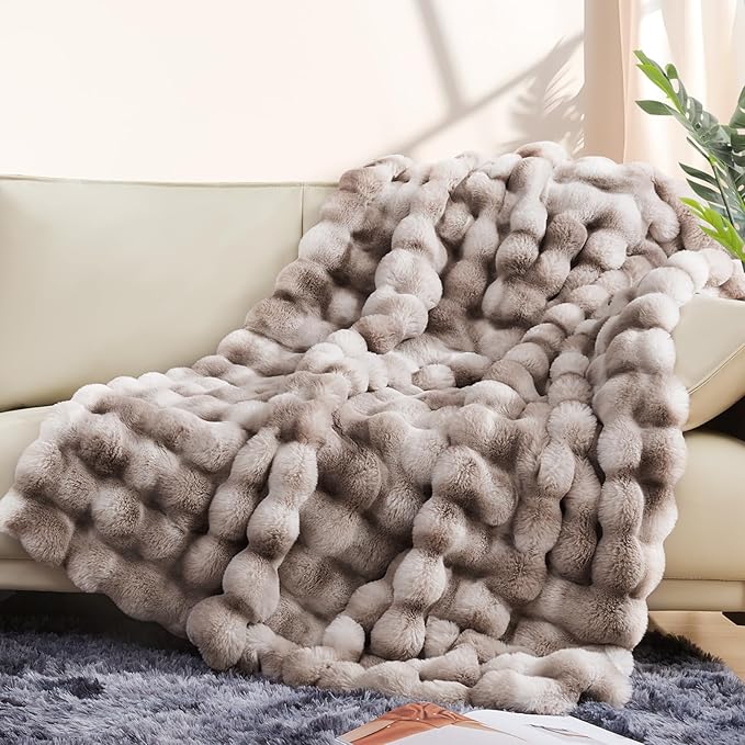 Touchat Luxury 1000GSM Faux Rabbit Fur Throw Blanket, Super Heavy Warm Cozy Brown Blankets for Couch Bed Sofa, Ruched Plush Fuzzy Elegant Soft Reversible Mink Blanket for Living Room Bedroom-Ruum Studio Home