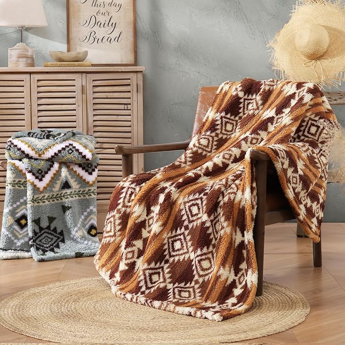 CASAAGUSTO Boho Sherpa Throw Blanket, Aztec, Ultra Soft, Warm, Cozy, Plush, Thick Fleece Bohemian Throw Blanket for Couch, Bed, Sofa (Terracotta 50 * 60 Inch)-Ruum Studio Home