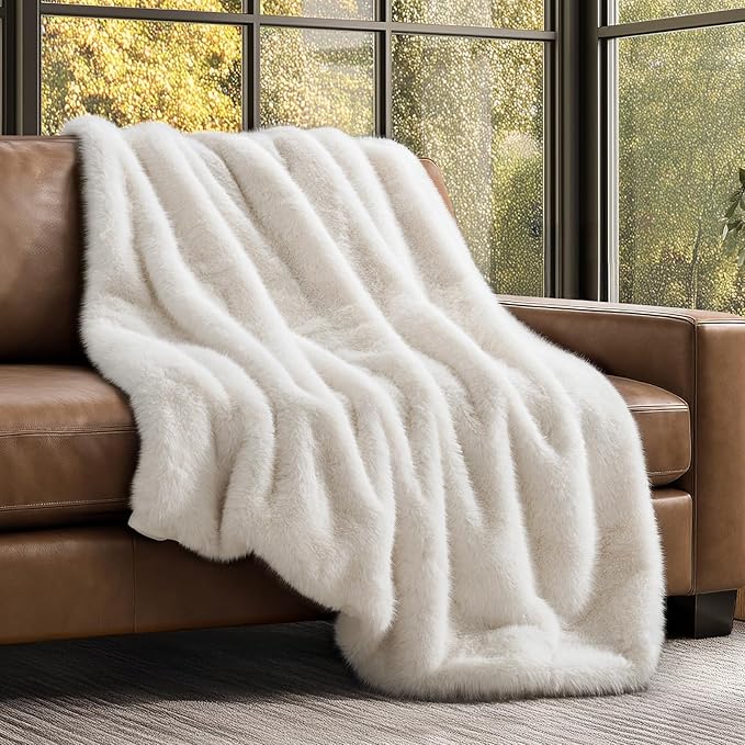 Luxury Faux Fur Throw Blanket, Soft Fluffy Faux Mink Blankets for Bed, Couch, Sofa, Thick Cozy Plush Warm Fur Throws with Reversible Velvet, Ivory Mink, 50"x60"-Ruum Studio Home