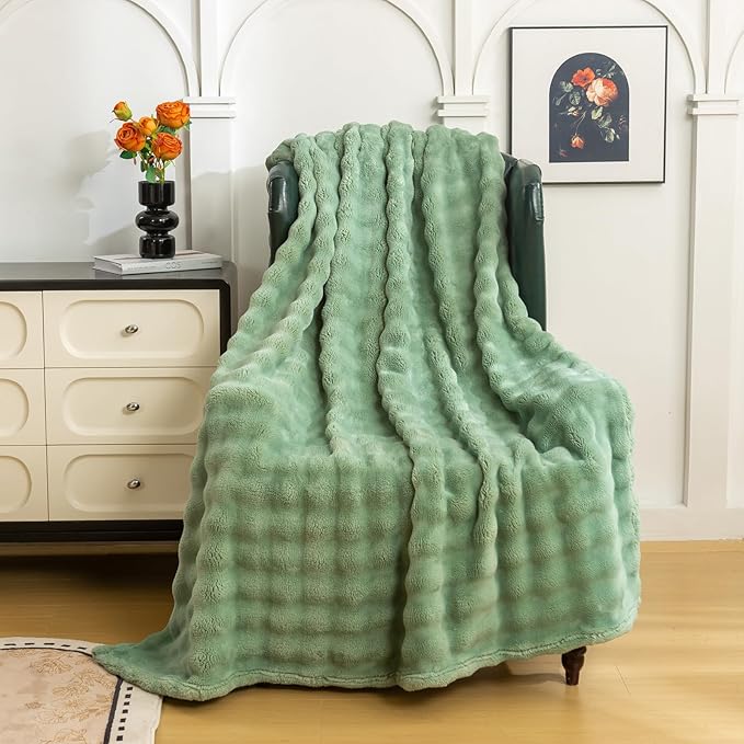 YUSOKI Luxury 3D Bubble Throw Blanket 2lb,All Ages,Home Decoration, (Sage Green,50 * 60inches)-Ruum Studio Home