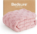 Bedsure GentleSoft Blush Pink Throw Blanket for Couch - Checkered Fleece Blankets Gifts for Women Men Girls, Cute Soft Cozy Throw for Bedroom Home Decor Gifts, 50x60 Inches-Ruum Studio Home