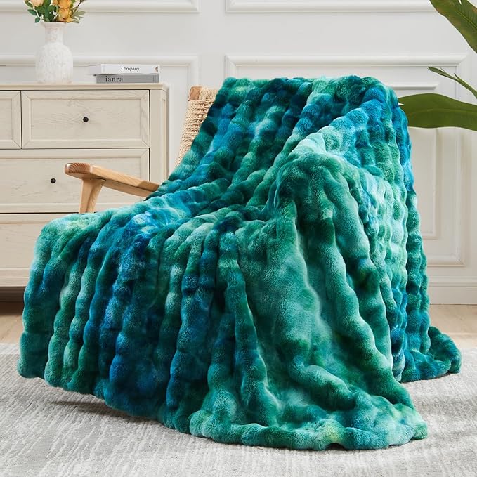 NEWCOSPLAY Faux Fur Twin Blanket Tie-dye Dark Teal Luxury Fluffy Thick Warm Bubble Blanket for Couch Sofa Bed 700GSM (Tie-dye Dark Teal, Twin(60"x80"))-Ruum Studio Home