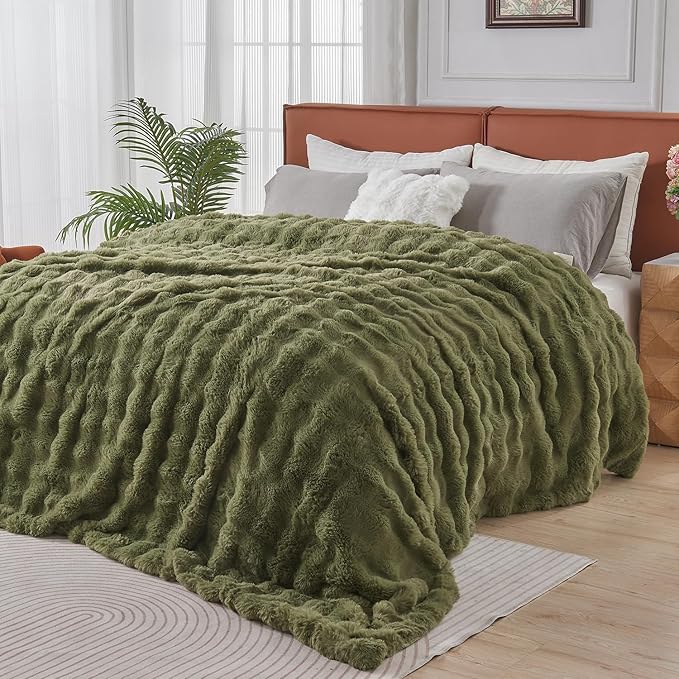 Lotus Karen Faux Fur Blanket Dark Green - Big Bubble Rabbit Fluff King Blankets for The Bed,Softest Fluffy Fuzzy Cozy Blanket,Thick Furry Plush Shaggy Warm Blankets for Women,108x90 Inches-Ruum Studio Home