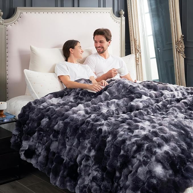 Cozy Bliss Faux Fur Throw Blanket for Couch, Fuzzy Soft Plush Thick Bubble Blanket for Sofa Bedroom Living Room, 90 * 90 Inches Tie Dye Black-Ruum Studio Home