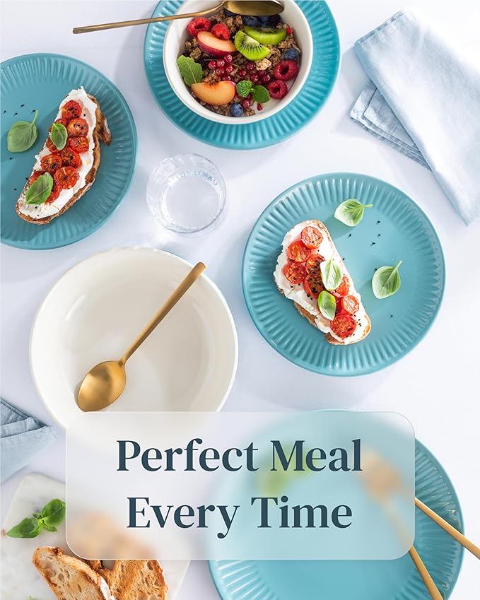 Stoneware Dinnerware Set for 8 People HYGGE 32-Piece - Elegant Scandi Design - Premium Dish Set - Bowl and Plate Set - Tableware for 8 People in a Ribbed Design - Pure Living in Green-Ruum Studio Home