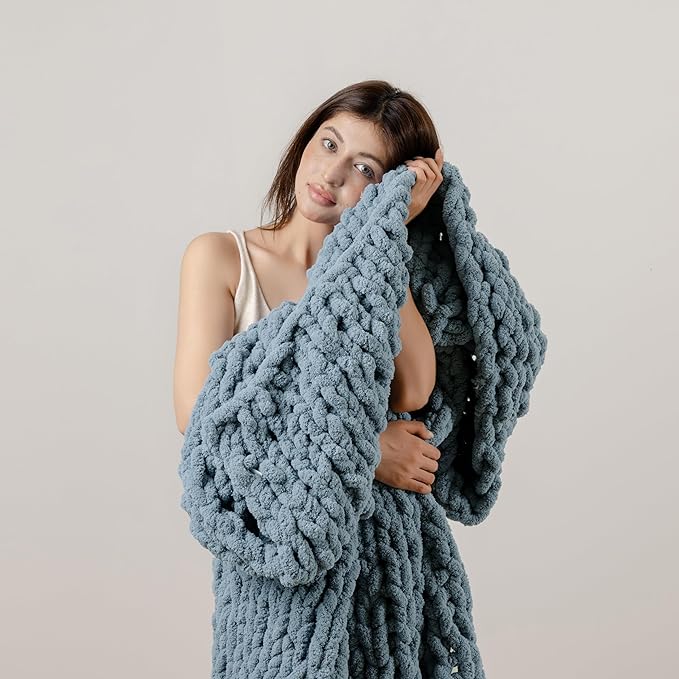 WESHIONGOO Chunky Knit Blanket Throw 50"×60" Knitted Throw Blankets for Couch Bed Fluffy Soft Blanket with Jumbo Chenille Yarn Thick 100% Handmade(Dusty Blue)-Ruum Studio Home