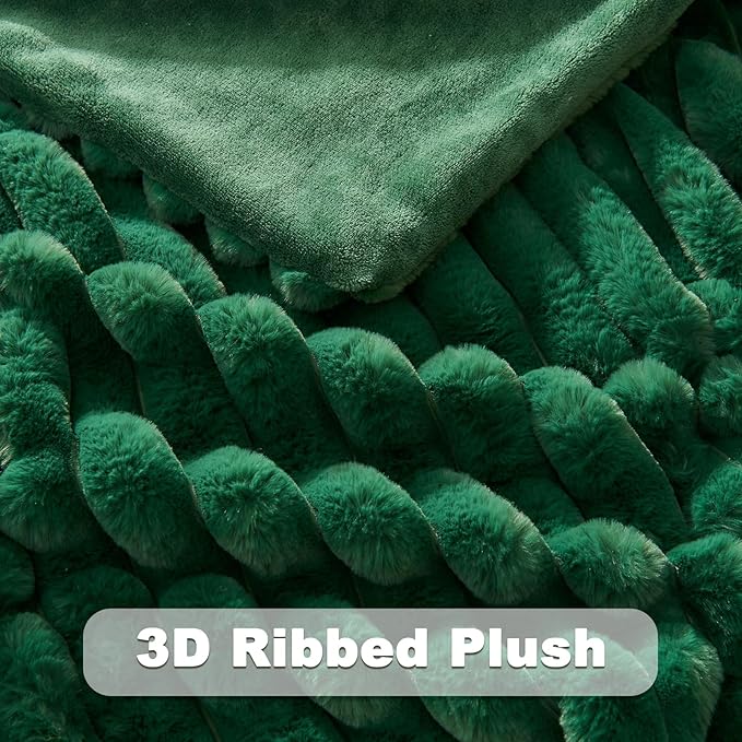 NEWCOSPLAY Faux Fur Twin Blanket Dark Green 3D Ribbed Plush Thick Warm Blanket for Couch Sofa Bed 850GSM (Dark Green Ribbed, Twin(60"x80"))-Ruum Studio Home