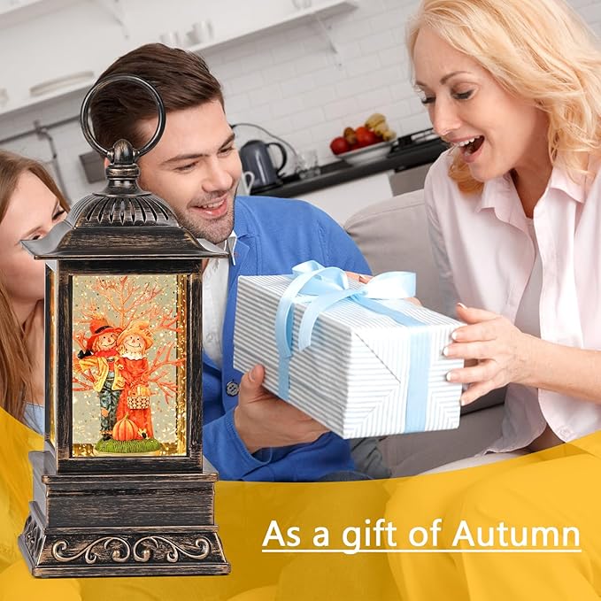 Fall Snow Globes, Scarecrow Couple with Pumpkin Scene Snow Globes, Glittering Lantern with Timer, Snow Globe Lantern USB or Battery Powered for Fall Festival Thanksgiving Day Decor-Ruum Studio Home