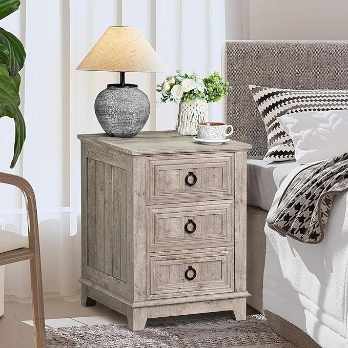 18" Farmhouse Night Stands Set of 2 with Charging Station, 2 & 3 Drawers End Table Dresser for Bedroom, Oak Wooden Nightstand, Bed Side Table with Open Shelf, Bedside Cabinet for Living Room-Ruum Studio Home