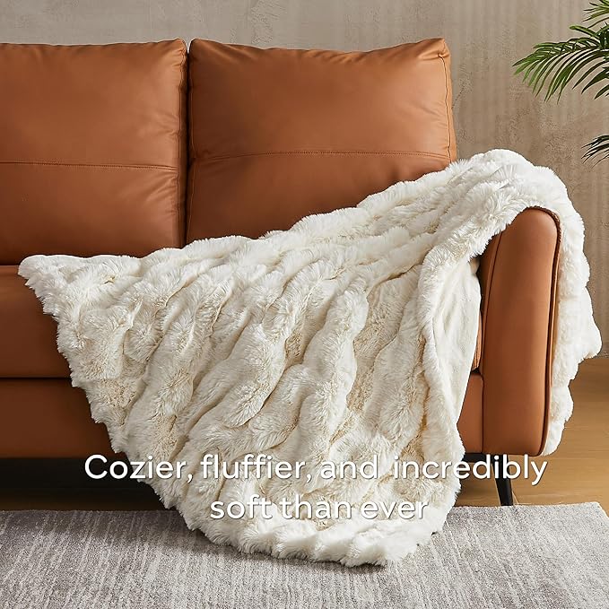 JELLYMONI Faux Fur Throw Blanket, White Fuzzy Cozy Plush Bubble Bed Blanket, Thick and Warm (50" X 60")-Ruum Studio Home