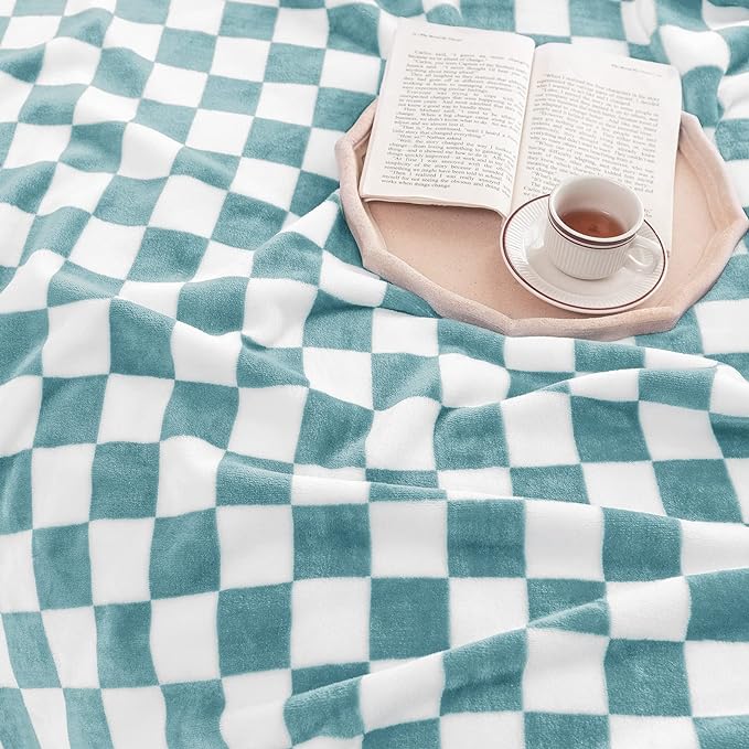 LOMAO Throw Blankets Flannel Blanket with Checkerboard Grid Pattern Soft Throw Blanket for Couch, Bed, Sofa Luxurious Warm and Cozy for All Seasons (Light Blue, 40"x50")-Ruum Studio Home