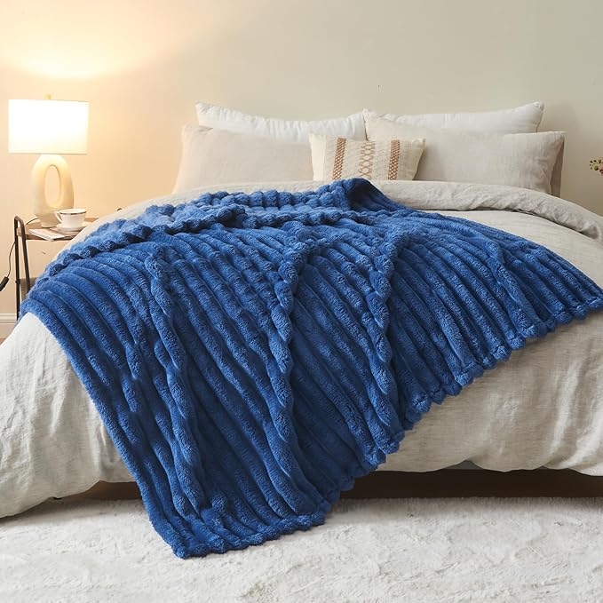 NEWCOSPLAY Super Soft Twin Blanket Navy Premium Silky Flannel Fleece 3D Ribbed Jacquard Lightweight Bed Blanket All Season Use (Navy Ribbed, Twin(60"x80"))-Ruum Studio Home