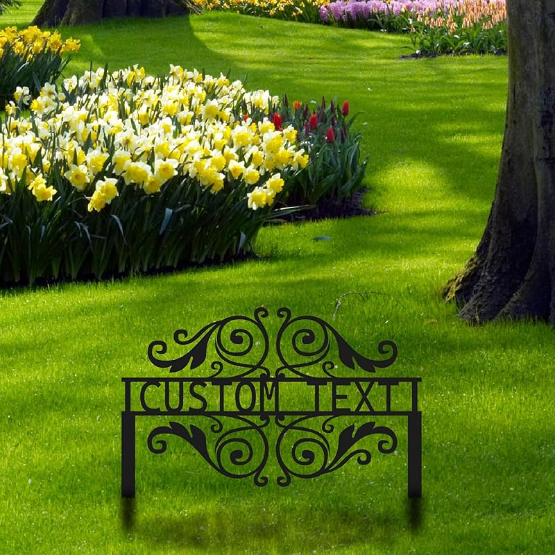 Personalized Metal Garden Sign with Stake, Custom Garden Decor for Outdoor, Custom Family Name Sign, Patio Decorations, Lawn Art, Farmhouse Decorative, Welcome Garden Sign, Housewarming Gift-Ruum Studio Home