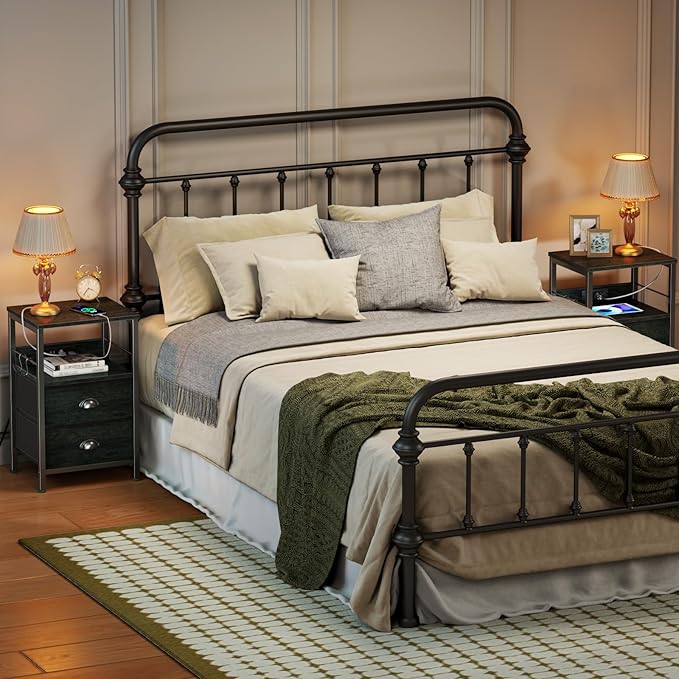 Furologee Nightstand Set of 2, Black Oak, with Charging Station and USB Ports, Side Tables with 2 Fabric Drawers, Bedside Tables with Storage Shelf & Hooks, for Living Room/Bedroom-Ruum Studio Home