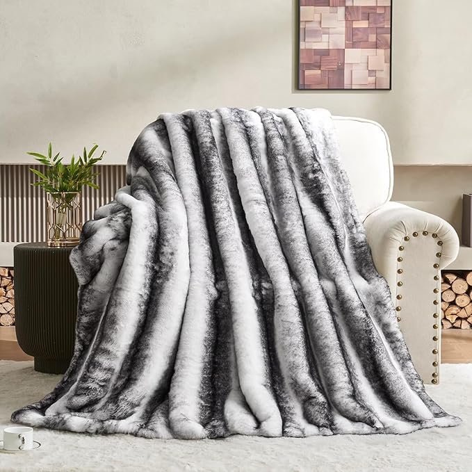 Luxury Faux Fur Blanket - Soft Warm Plush Blankets for Couch Sofa Bed, Fluffy Thick Throws for Bedroom, Office, Living Room, Decorative Reversible, Not Easy to shed- 50"x60", Black/White-Ruum Studio Home